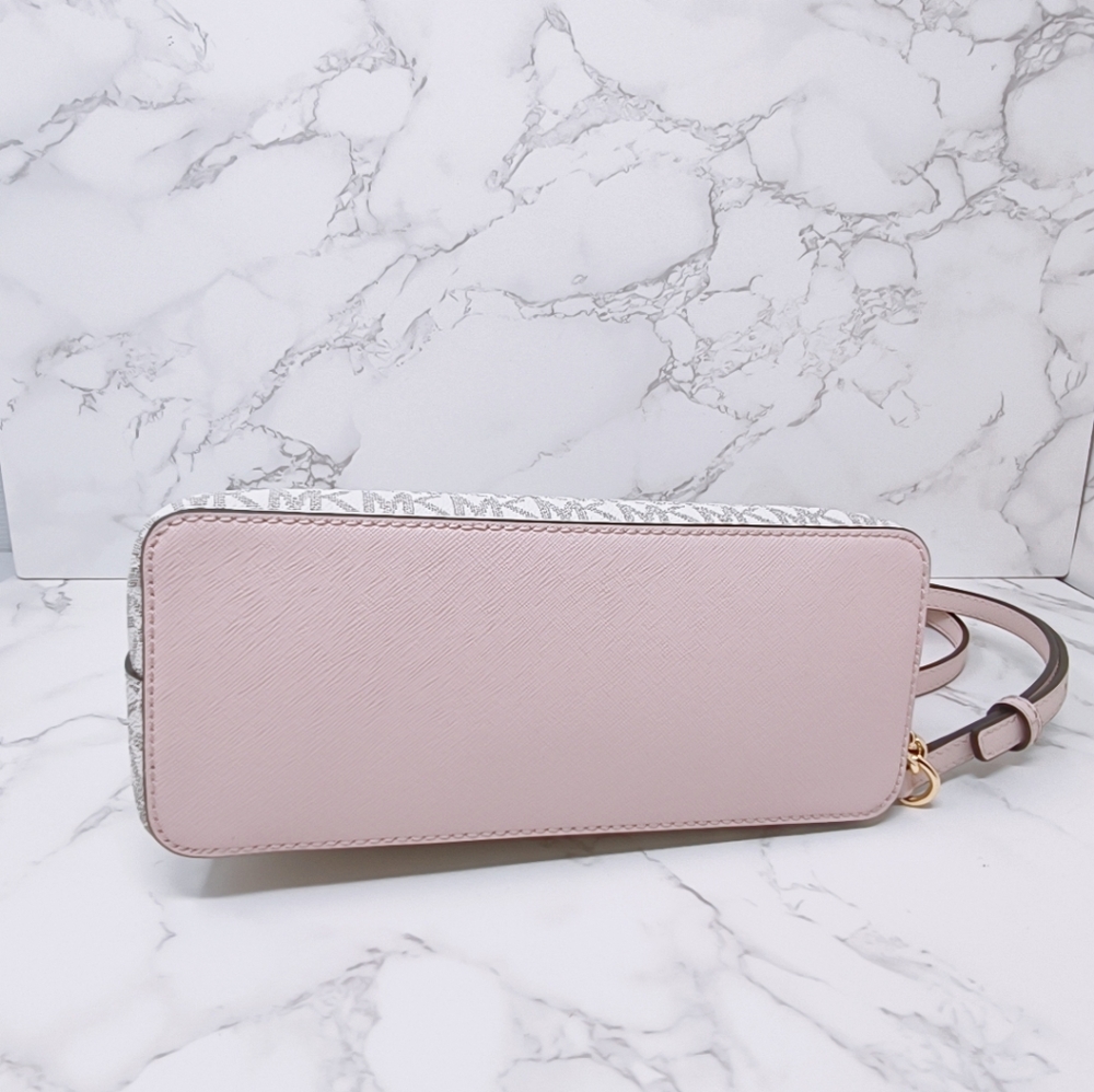 michael kors dome crossbody - Picture 4 of 7